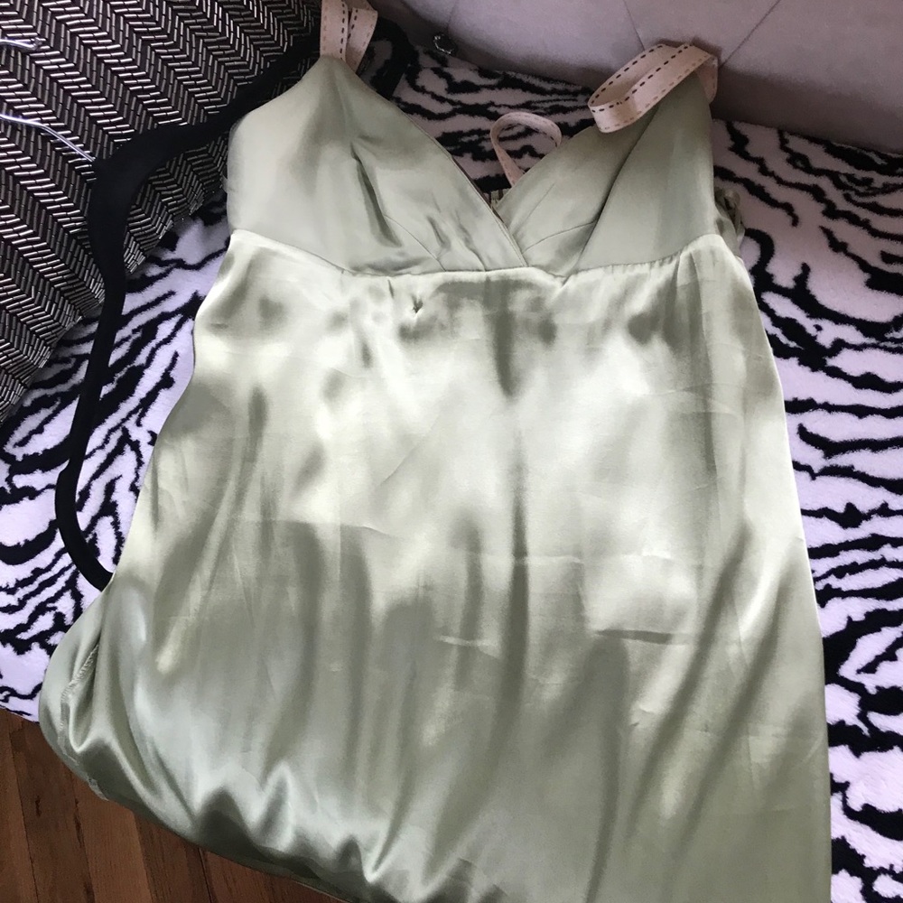 BCBG Maxazria silk dress Sz 4 - Picture 6 of 6